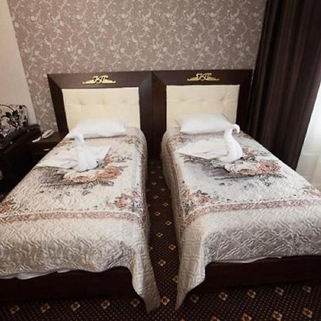 Hotel Kristall Palas Tver Luaran gambar