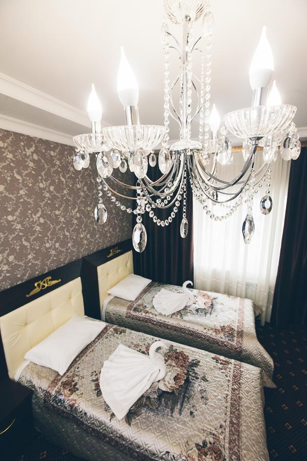 Hotel Kristall Palas Tver Luaran gambar